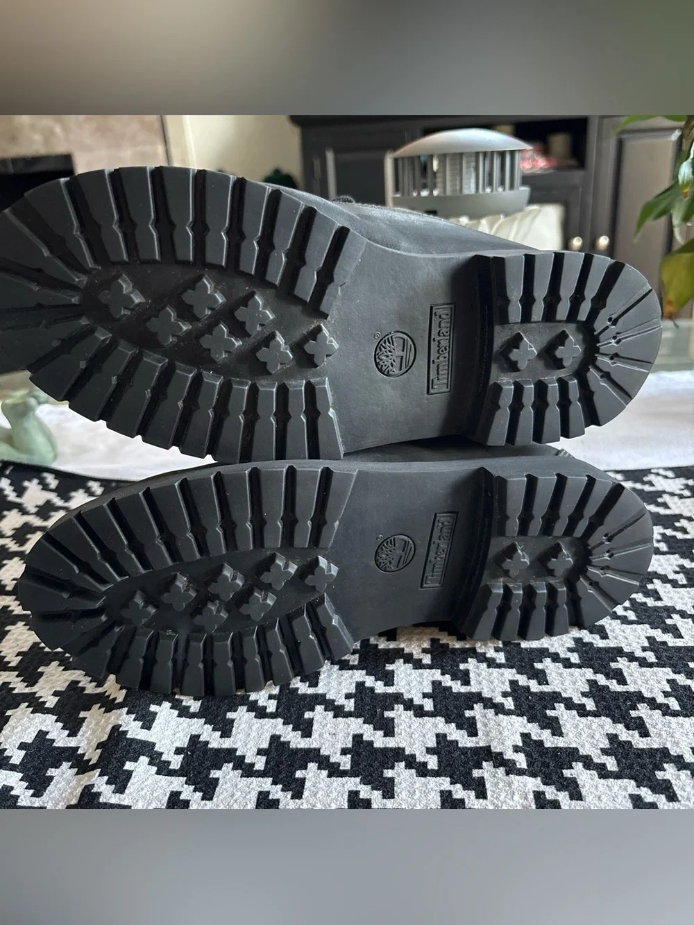 Kids Fuzzy Lined Shoe